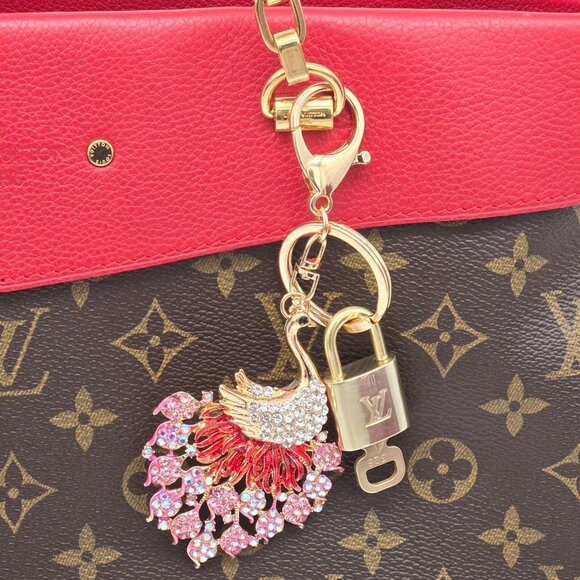 Authentic Louis Vuitton Lock & Key with unbranded Peacock Bagcharm, Keycharm - Picture 3 of 8